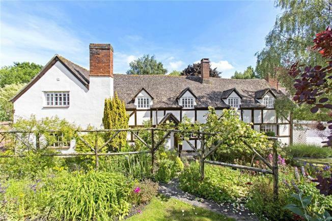 Monkspool B&B Church End Екстериор снимка