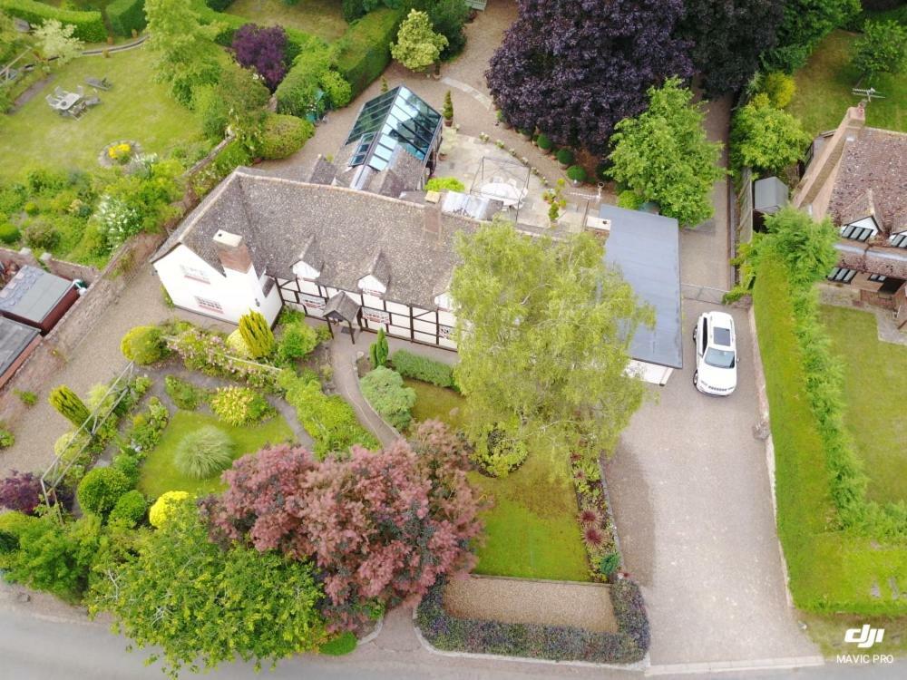 Monkspool B&B Church End Екстериор снимка