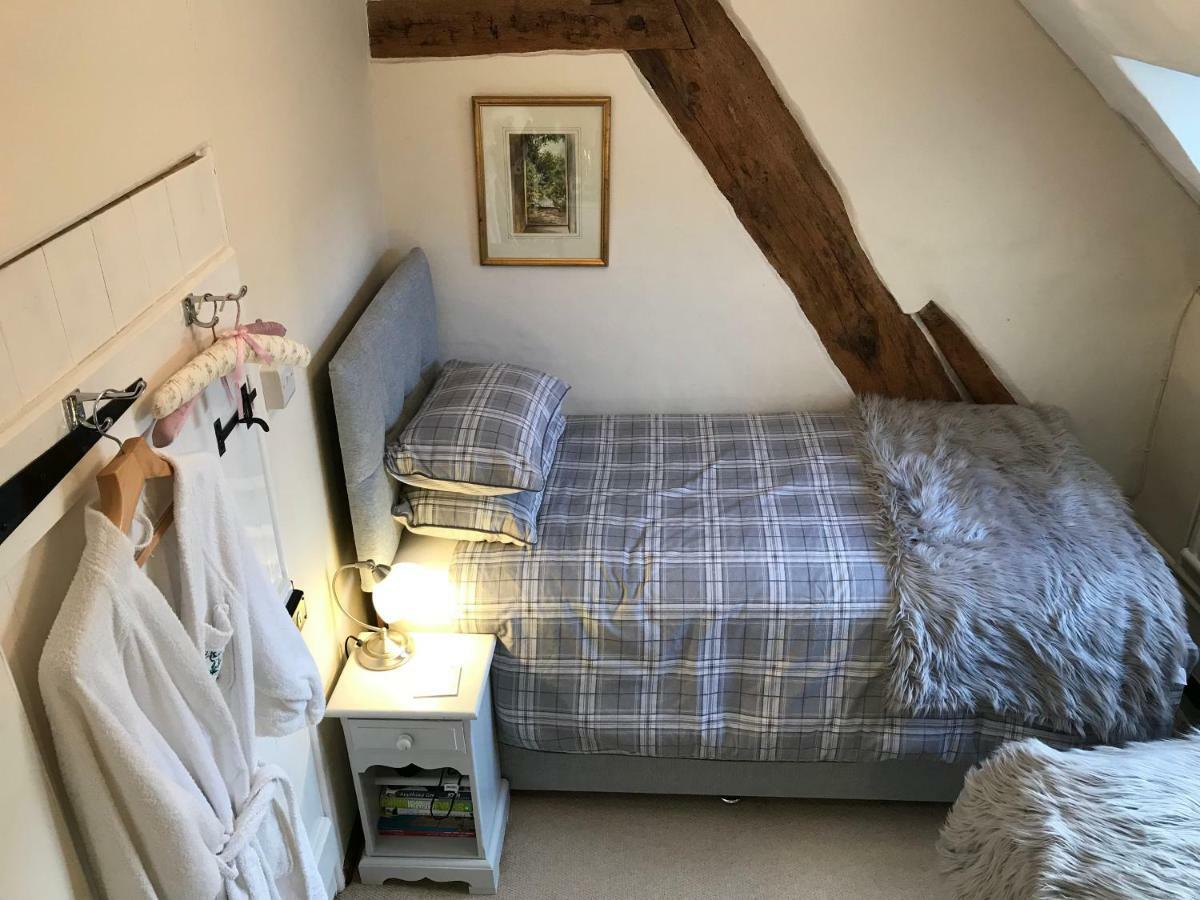Monkspool B&B Church End Екстериор снимка