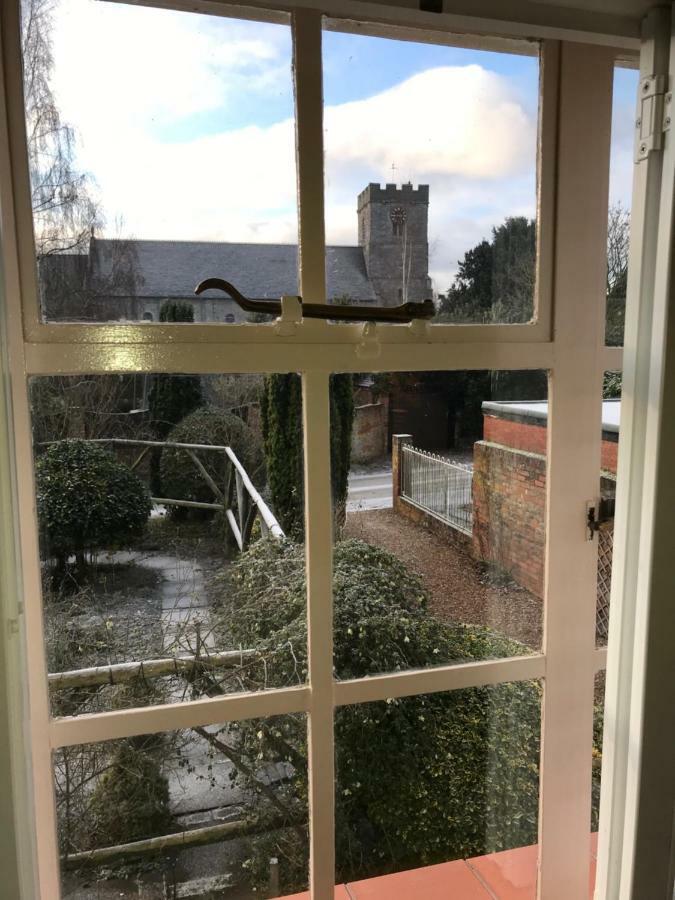 Monkspool B&B Church End Екстериор снимка